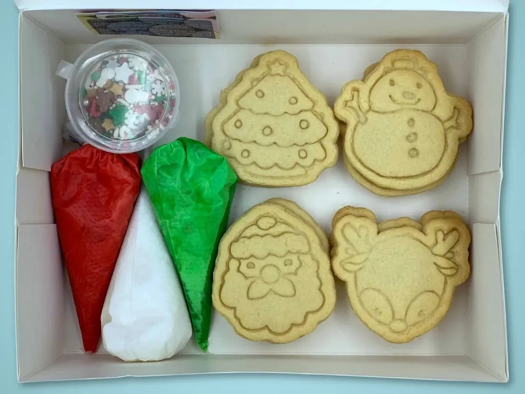 Christmas 'Decorate Your Own' Kit (Cookies) - Tastybake