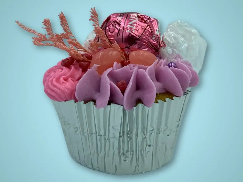 Deluxe Celebration Cupcakes (Vanilla Frosting)