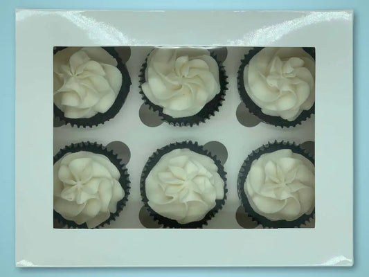 Chocolate Cupcakes (Vanilla Frosting)